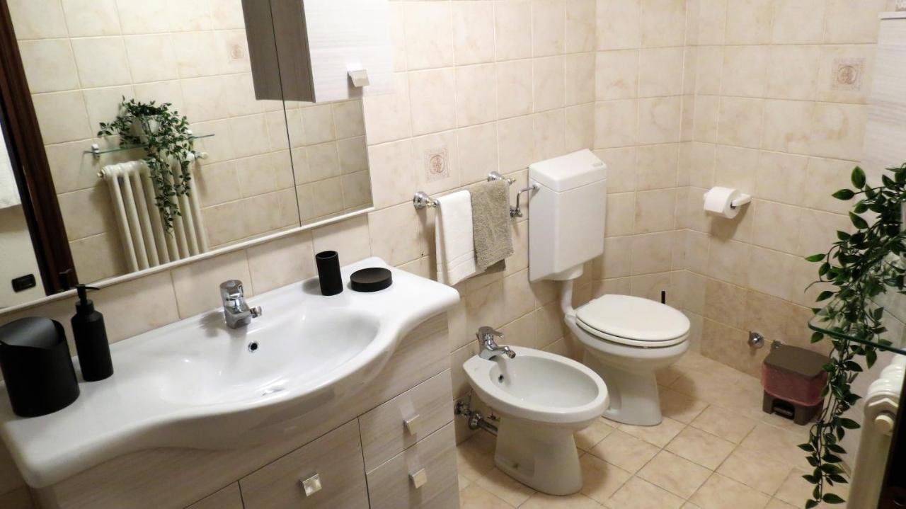 Lo Gnomo Sotto Al Glicine Apartment Chatillon Ngoại thất bức ảnh